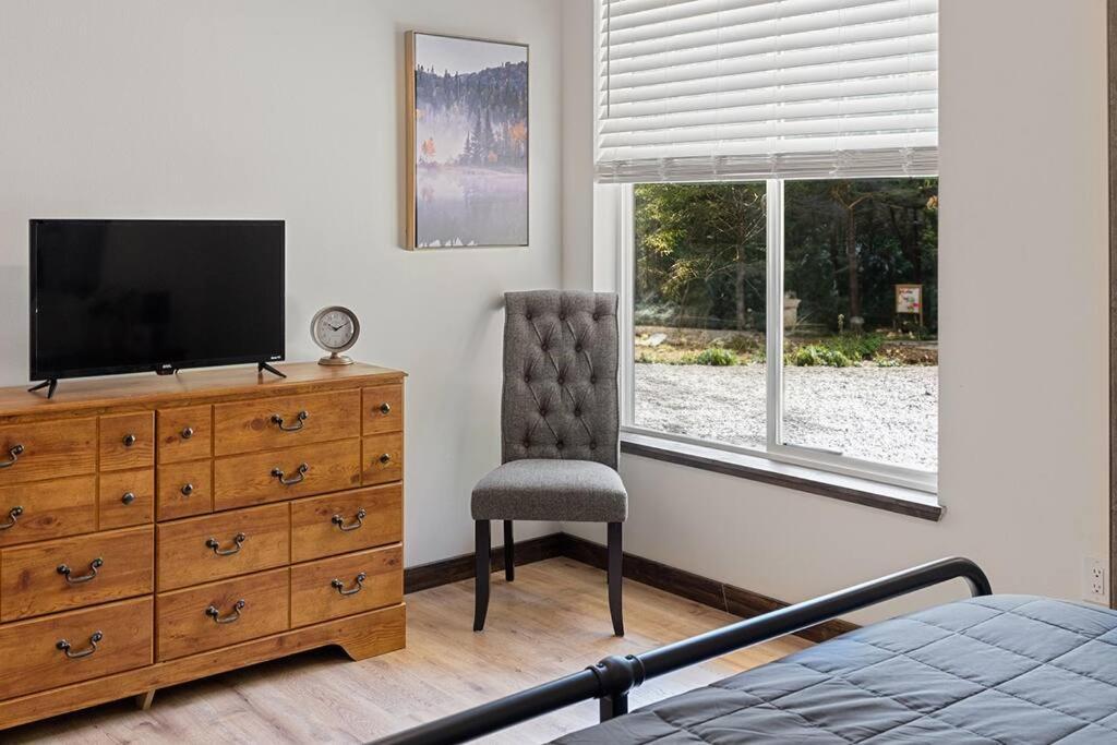 Luxe Mt. Rainier Lodge W/ Hot Tub-Ac-Game Room Эшфорд Экстерьер фото