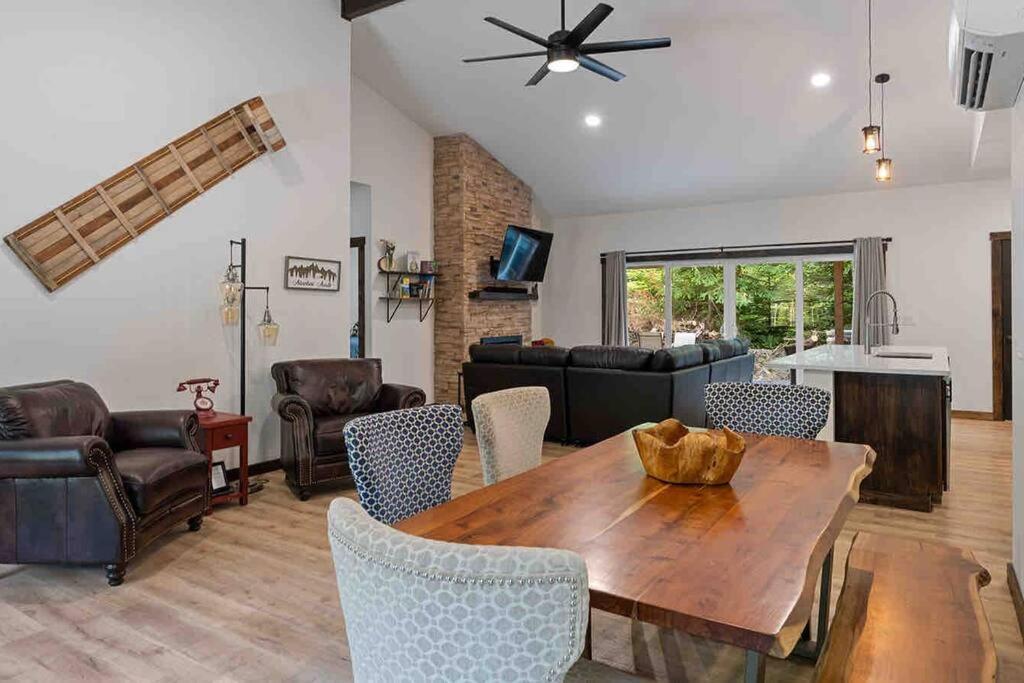 Luxe Mt. Rainier Lodge W/ Hot Tub-Ac-Game Room Эшфорд Экстерьер фото