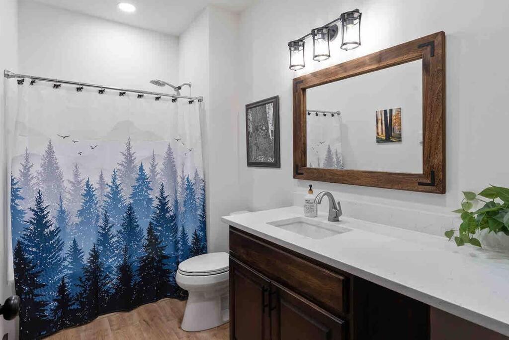 Luxe Mt. Rainier Lodge W/ Hot Tub-Ac-Game Room Эшфорд Экстерьер фото